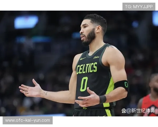 塔图姆追身三分出手如同训练，凯尔特人进攻停不下来